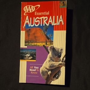 AAA Essential Australia Travel Guide